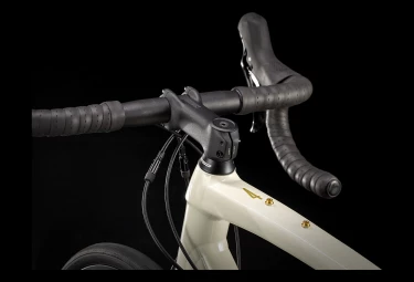 Trek Domane AL 4 Disque Shimano Tiagra 10V 700 Mm Blanc â Image 4