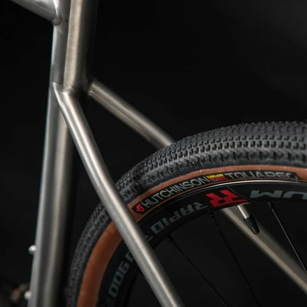 VELO TRIBAN GRAVEL GRVL 900 FEMME CADRE TITANE SHIMANO GRX â Image 3